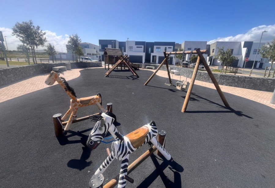 3 Bedroom Property for Sale in Sandown Western Cape